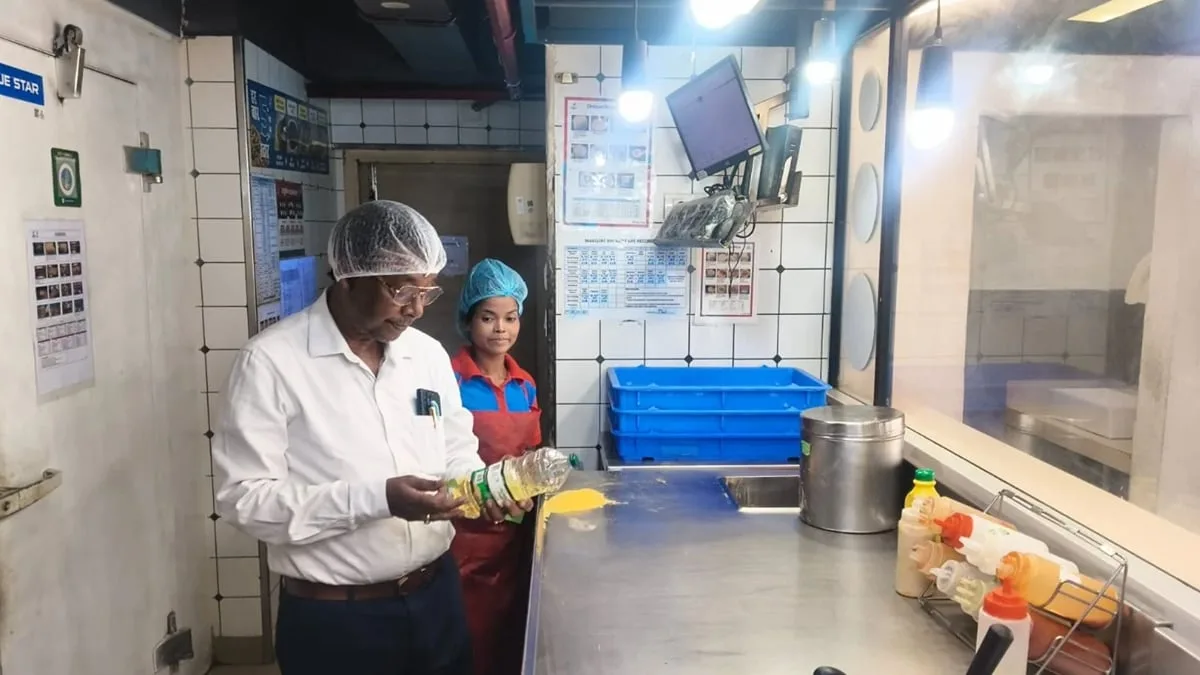 पटना में खाद्य सुरक्षा टीम का छापा: डोमिनोज के 160 खराब पिज्जा बेस नष्ट