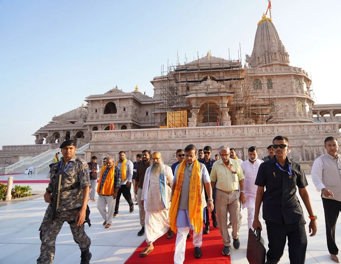 रामलला के दरबार पहुंचे असम के मुख्यमंत्री हिमंत, अखिलेश यादव पर साधा निशाना